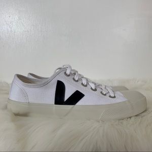 Veja Wata Sneakers White/Black